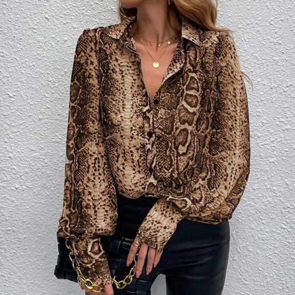 Noisy May - snakeskin print button up blouse - size Small - Picture 6 of 6